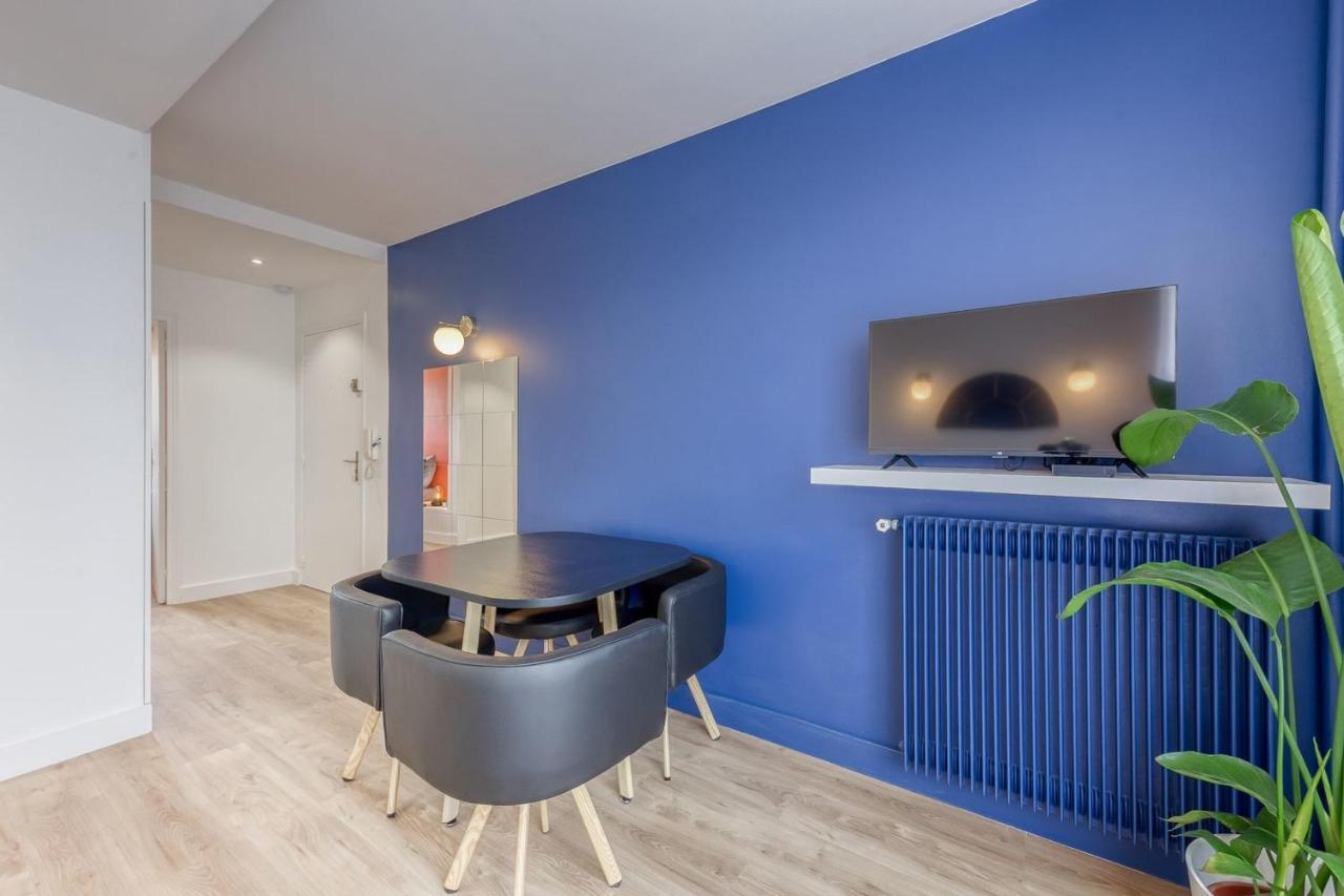 The Blue And Gold Cocoon Appartement