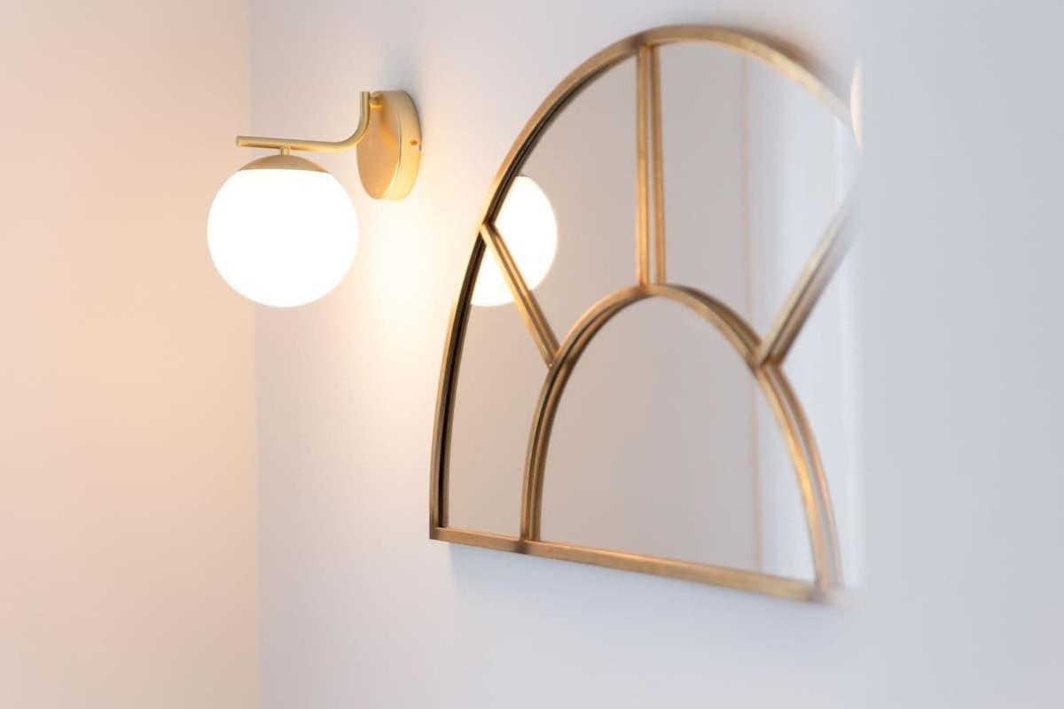 The Blue And Gold Cocoon Appartement